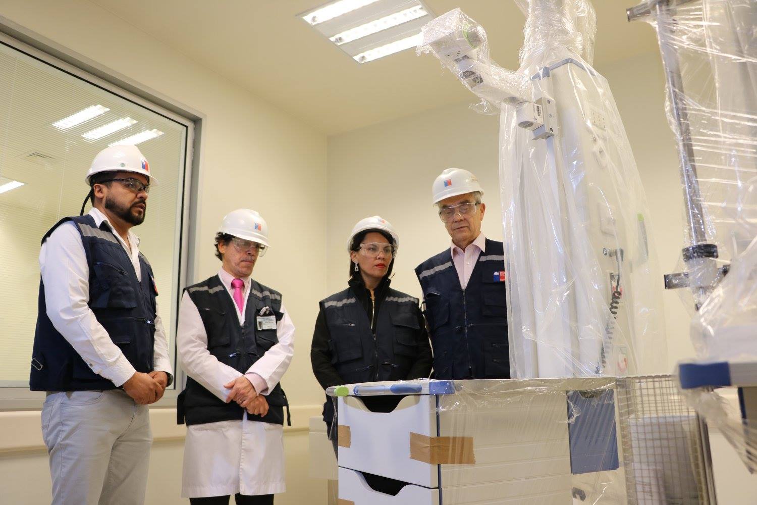 Seremi de Salud visita obra del Nuevo Hospital