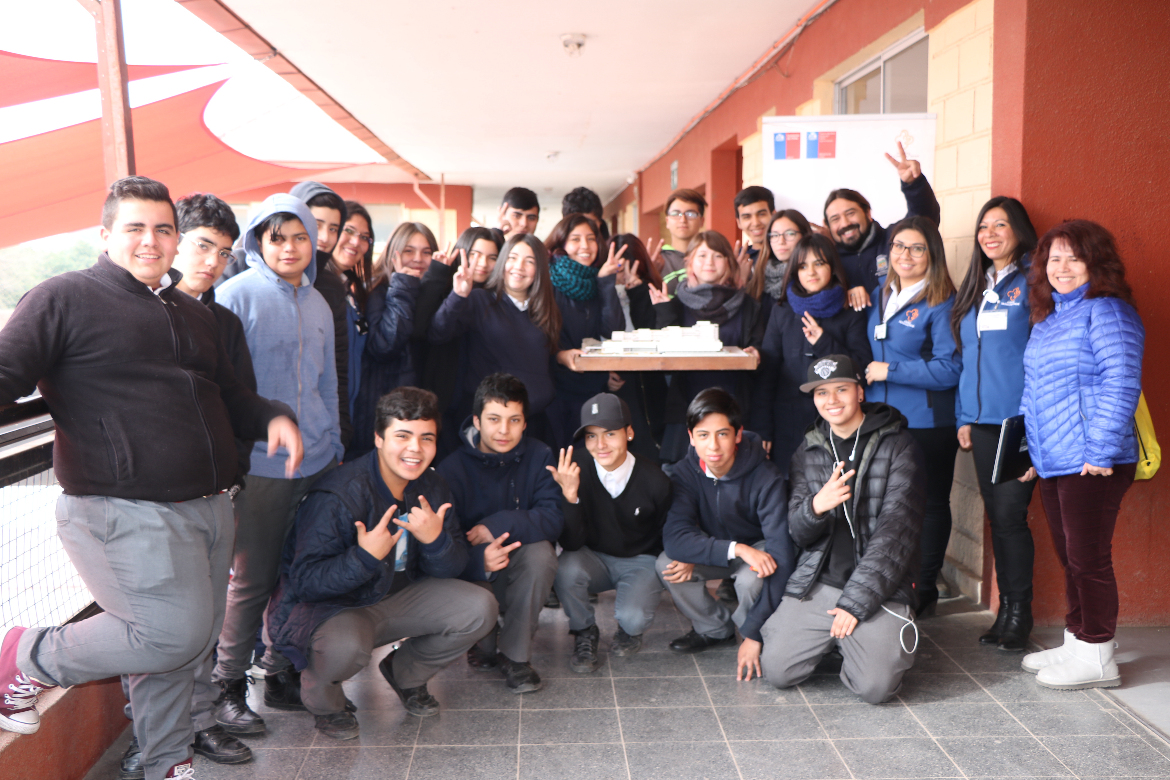 Difusión del Nuevo Hospital en Liceo Juan Rusque de Nogales